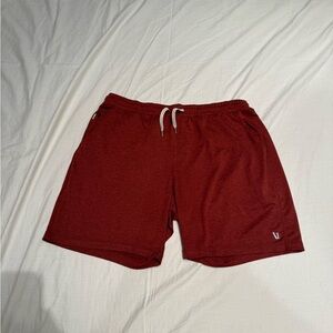 Vuori red soft jersey shorts Men’s XXL